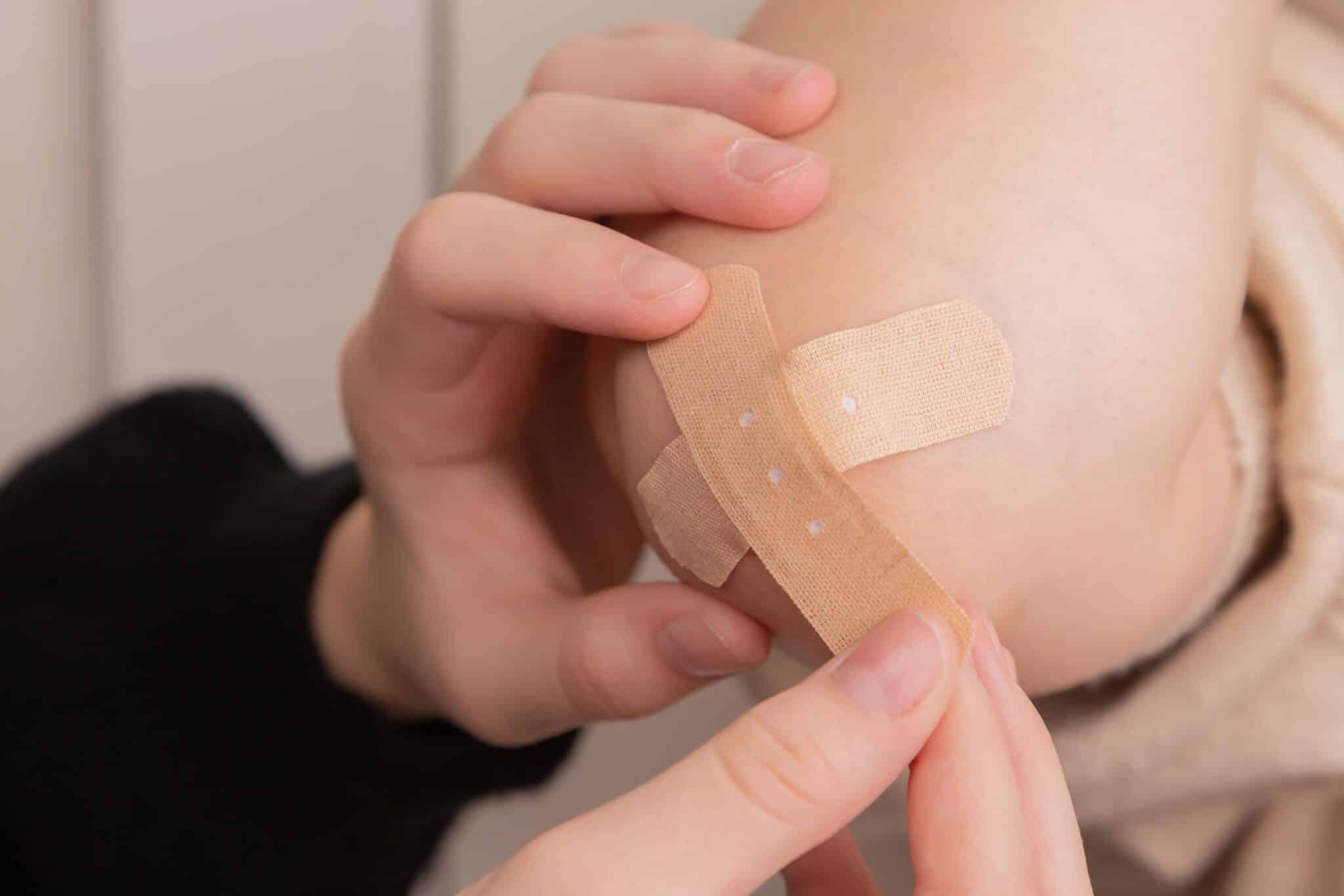 5 First aid tips for minor wounds to prevent infection